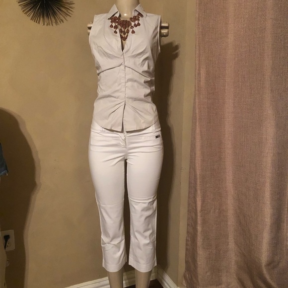 Sold - Picture 1 of 1